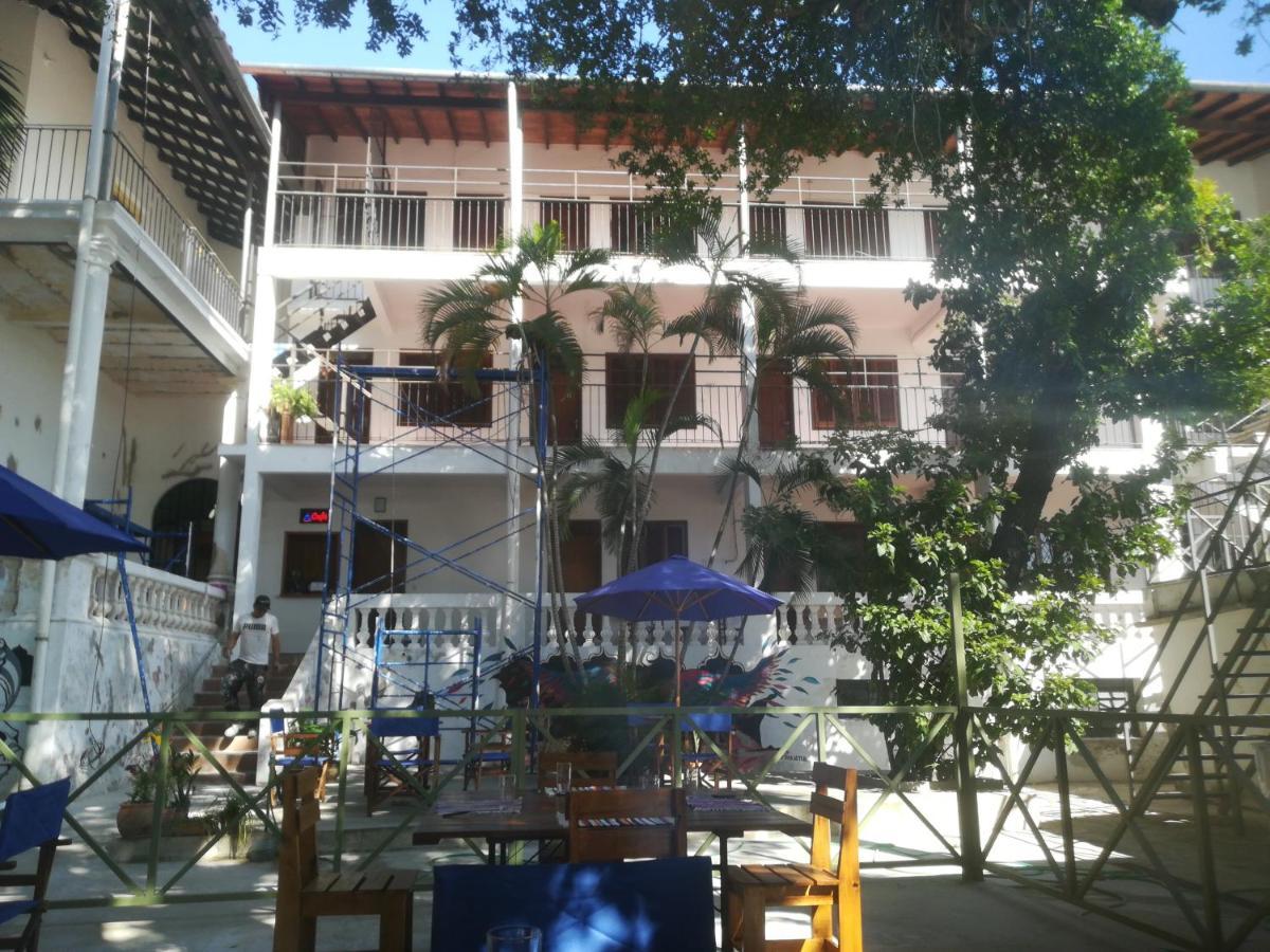 Posada De La Luna Asuncion Exterior photo